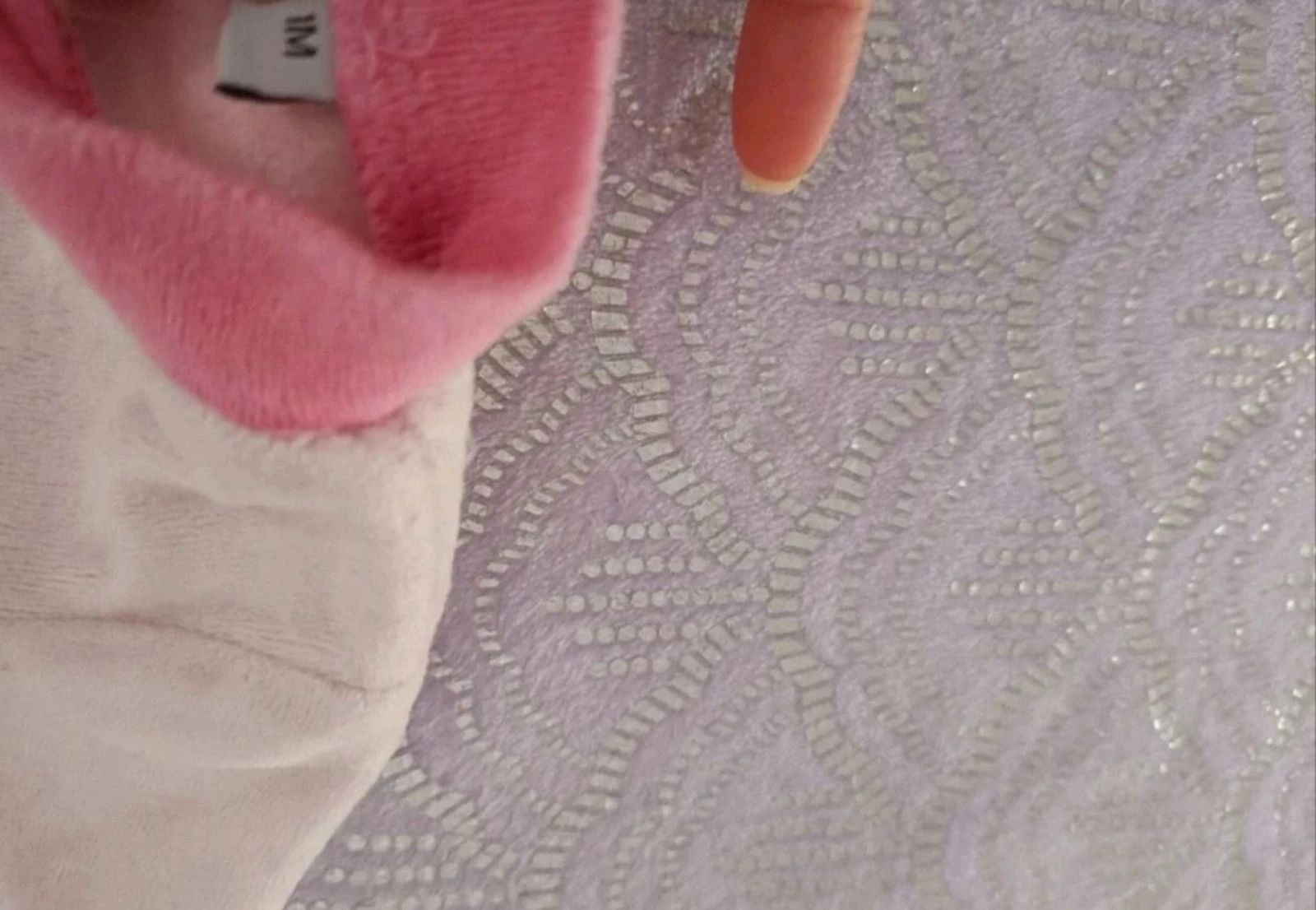 Pijama de veludo branco e rosa "Girafa" – Tamanho 1 mês – Muito bom estado – photo 3